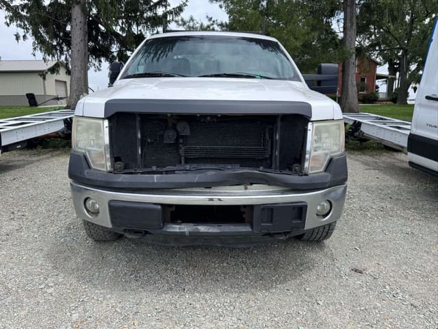 Image of Ford F-150 equipment image 1
