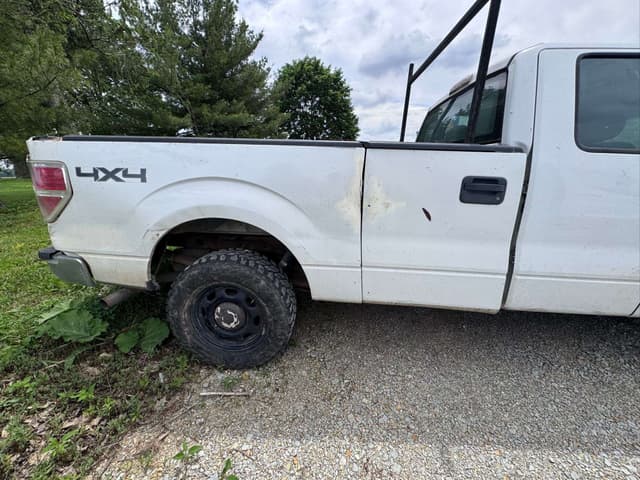 Image of Ford F-150 equipment image 3