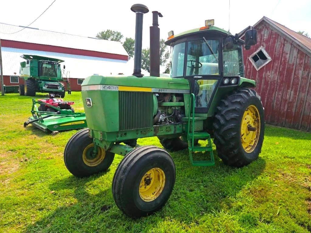 Image of John Deere 4430 Primary image