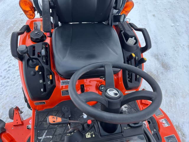 Image of Kubota BX2380 equipment image 2