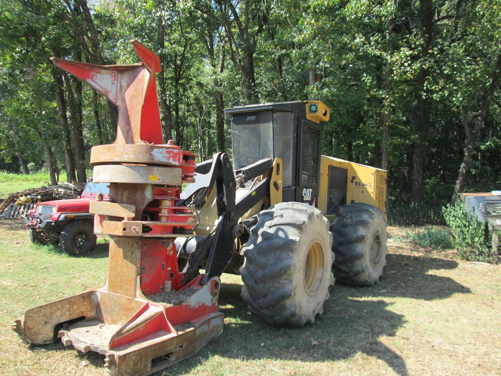 2018 Caterpillar 563D Equipment Image0