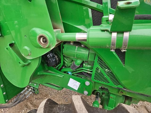 Image of John Deere 5085E equipment image 3