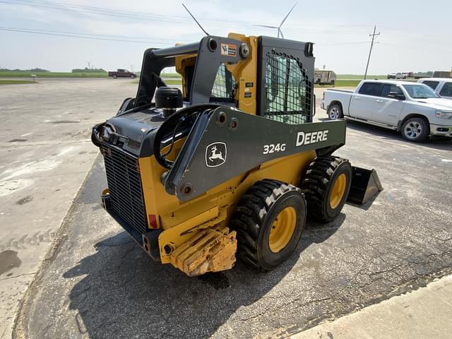 Image of John Deere 324G equipment image 4