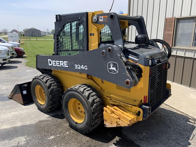 Image of John Deere 324G equipment image 2