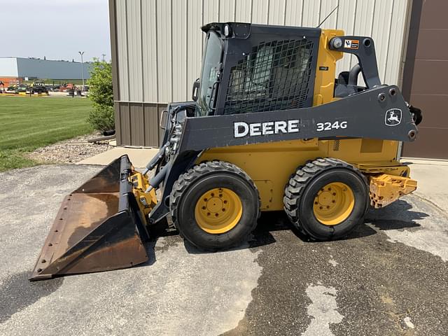 Image of John Deere 324G equipment image 1