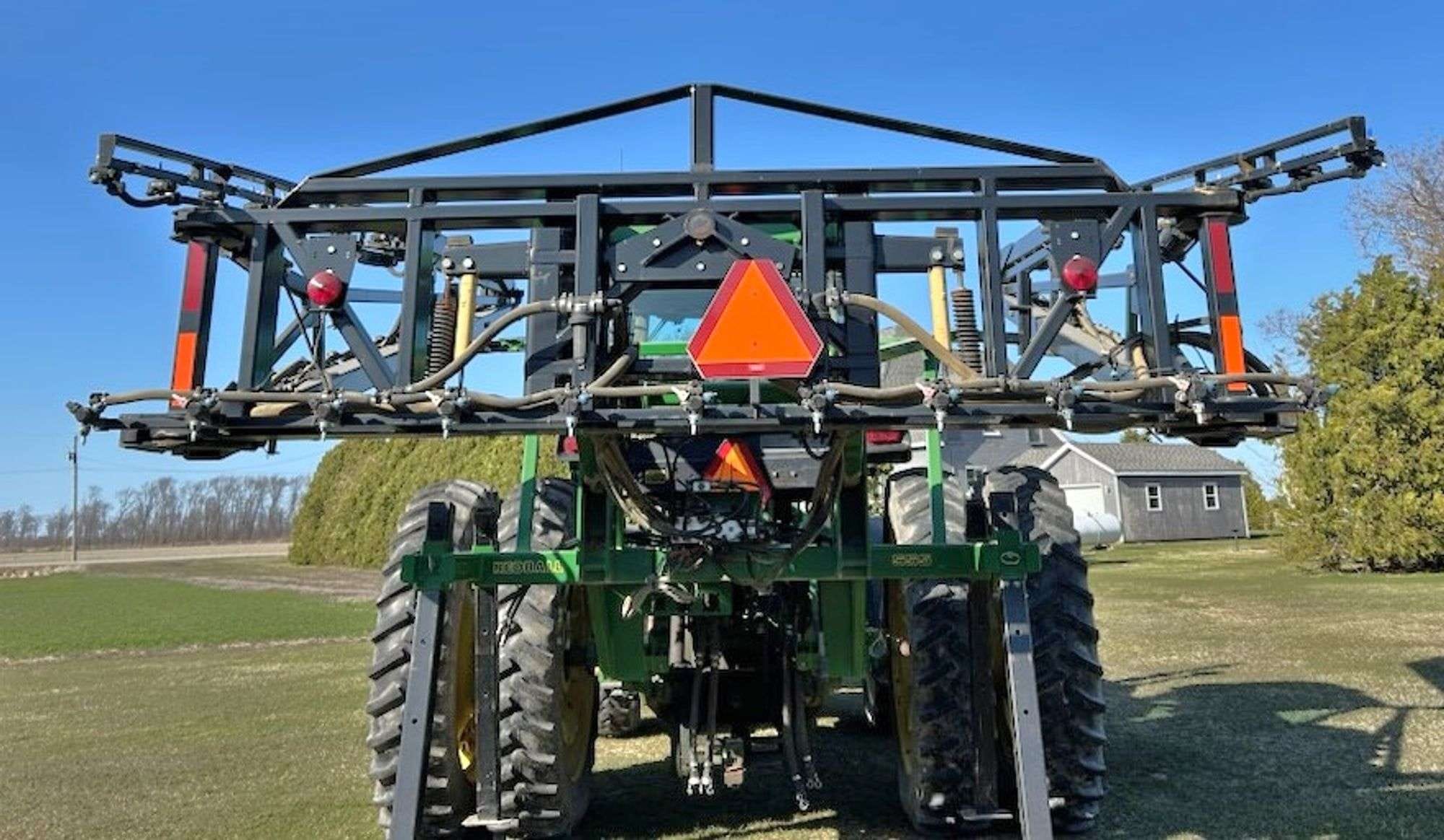 Redball 555 Equipment Image0