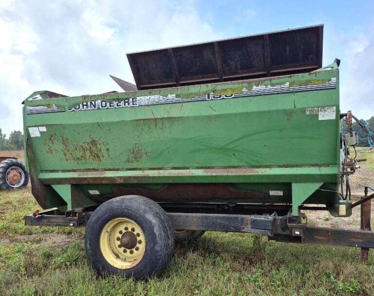 Image of John Deere 135 Image 0