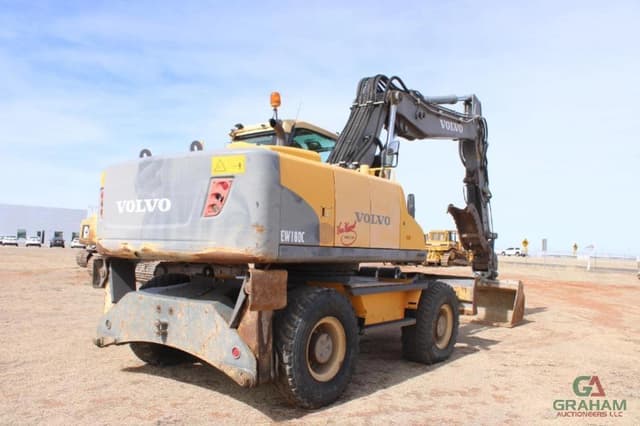 Image of Volvo EW180C equipment image 2