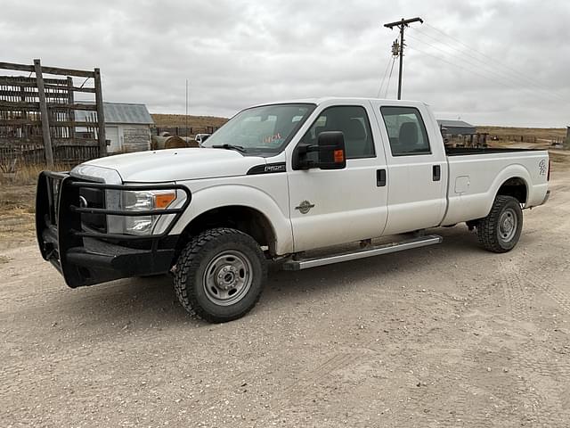 Image of Ford F-250 equipment image 2