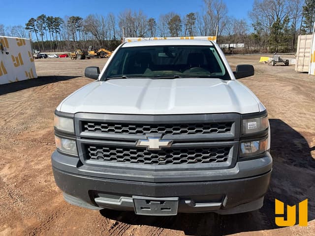 Image of Chevrolet 1500 equipment image 1