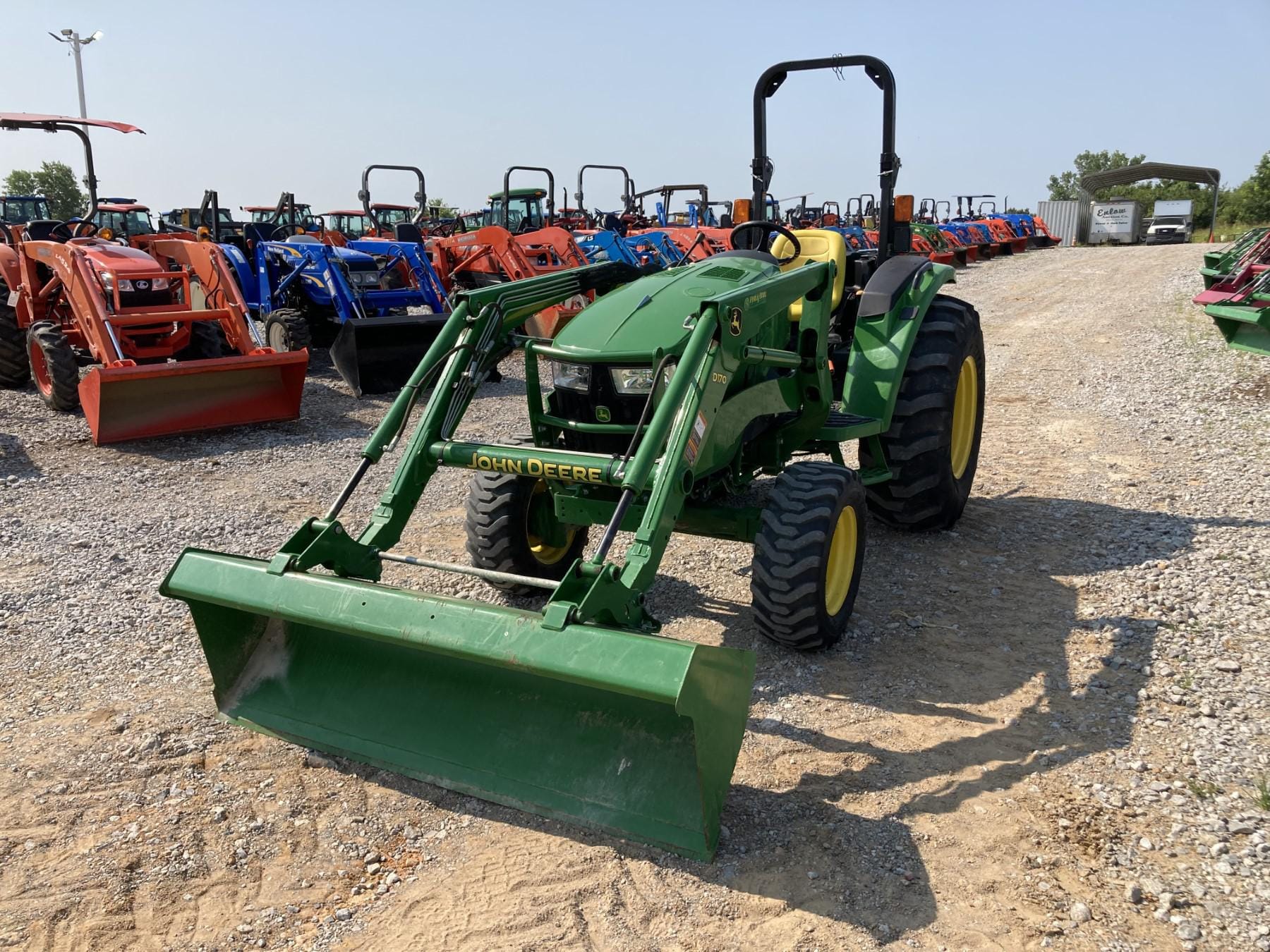 Main image John Deere 4052M
