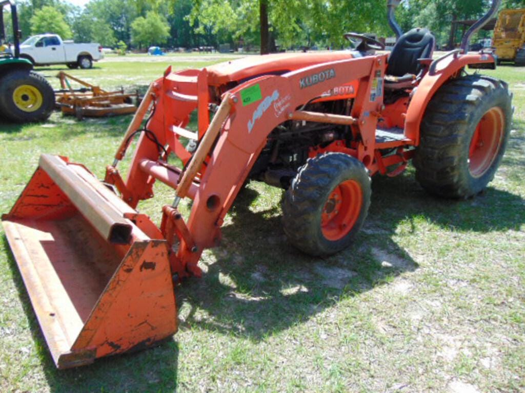 Main image Kubota L4240