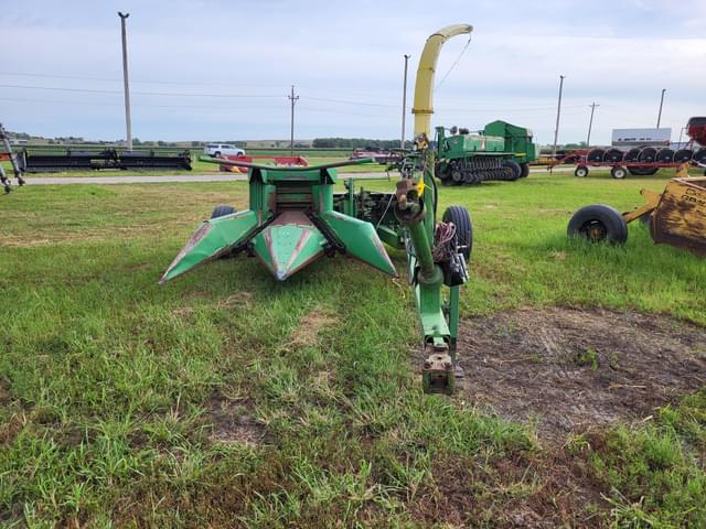 Image of John Deere 3800 equipment image 4