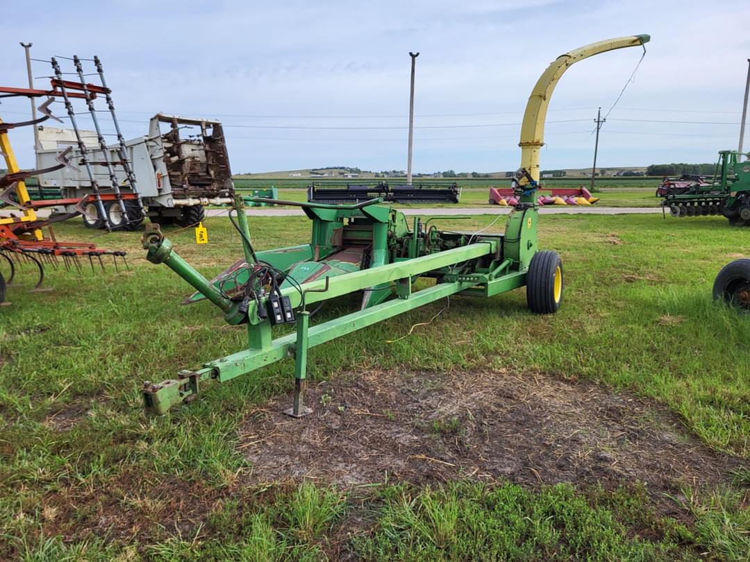 Image of John Deere 3800 Primary image