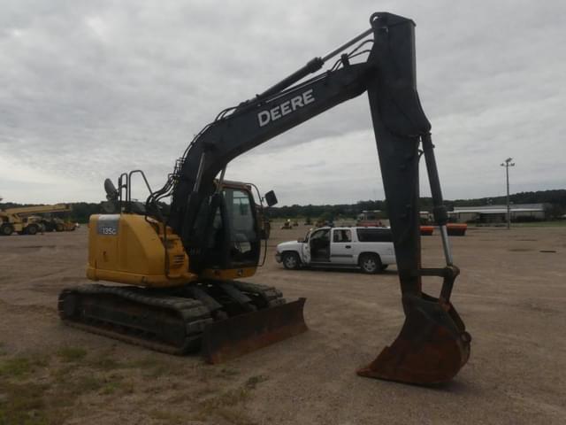 Image of John Deere 135G equipment image 1