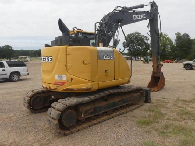 Image of John Deere 135G equipment image 3