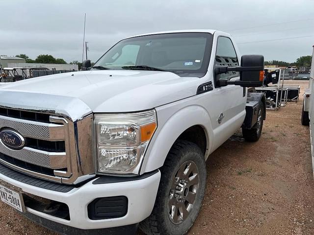 Image of Ford F-250 equipment image 1
