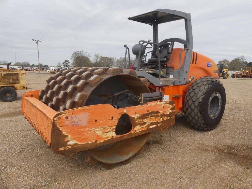 2012 Hamm 3410P Equipment Image0