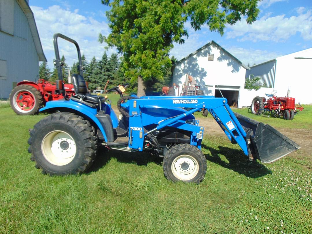 Image of New Holland TC33D Image 0