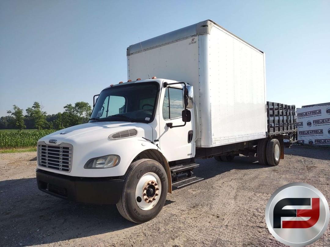 Image of Freightliner M2 Primary image