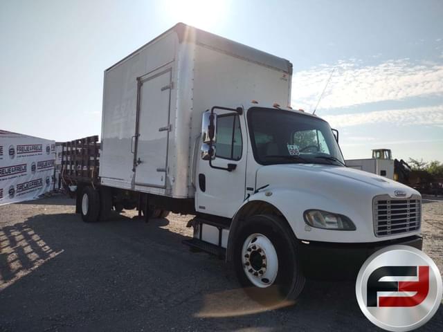 Image of Freightliner M2 equipment image 2