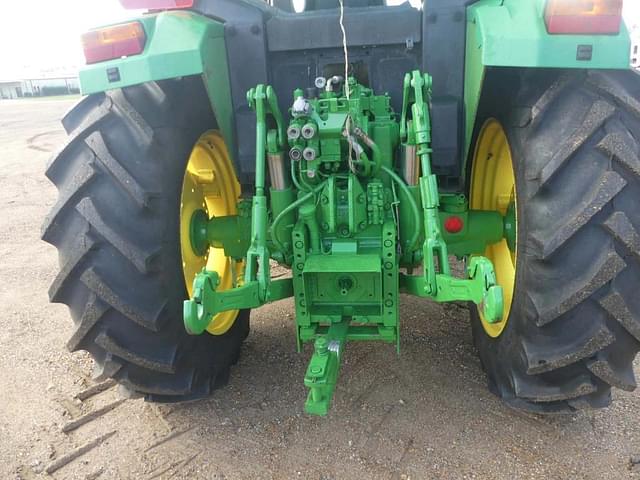 Image of John Deere 6300 equipment image 3