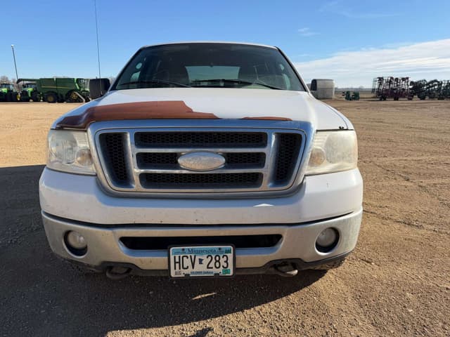 Image of Ford F-150 equipment image 2