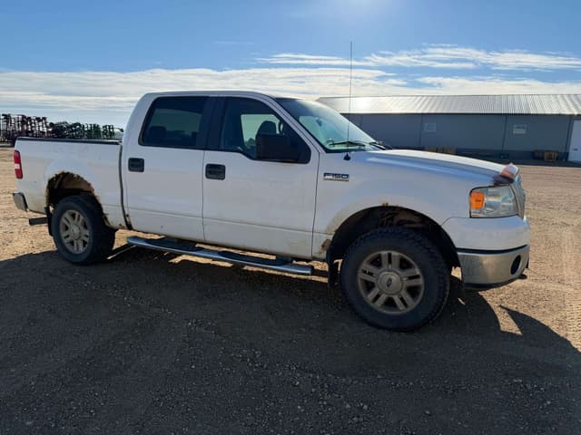 Image of Ford F-150 equipment image 4