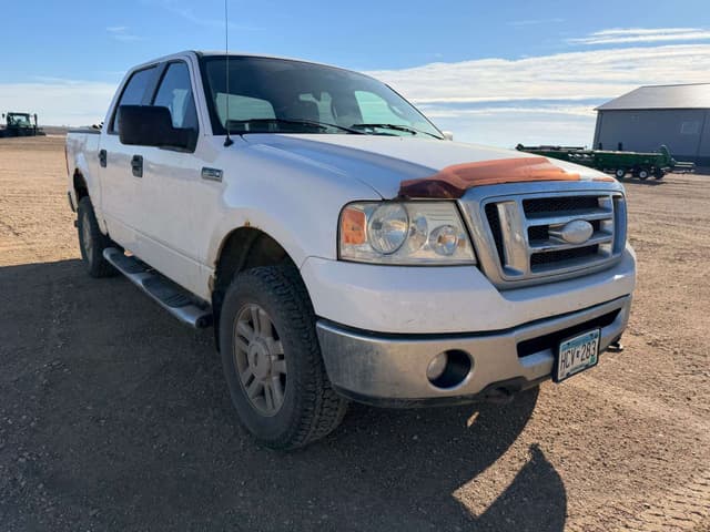Image of Ford F-150 equipment image 3