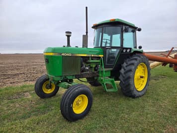 Main image John Deere 4040