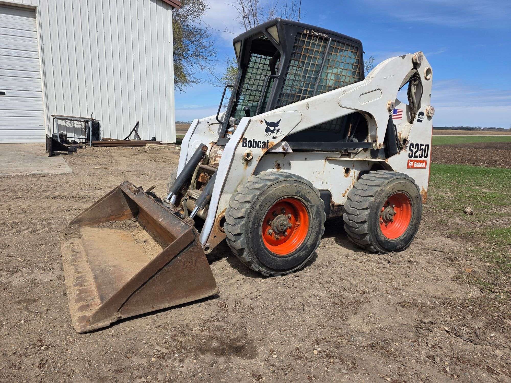 2003 Bobcat S250 Equipment Image0