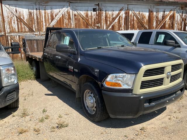 Image of Dodge Ram 2500 equipment image 2