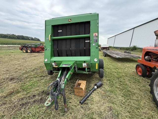 Image of John Deere 567 equipment image 2