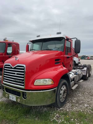 2013 Mack CXU613 Image