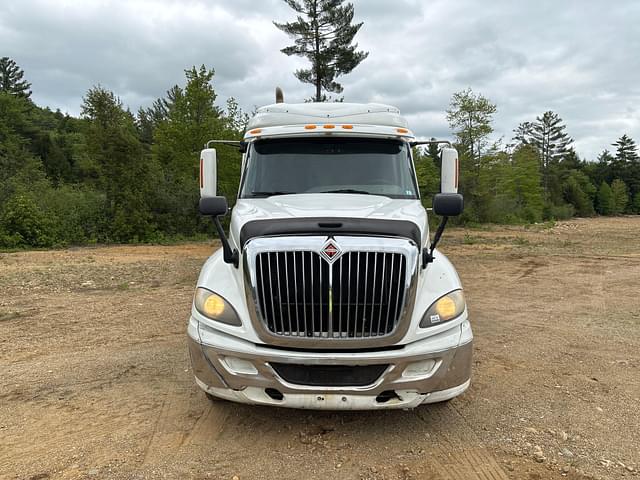 Image of International Prostar Plus equipment image 1