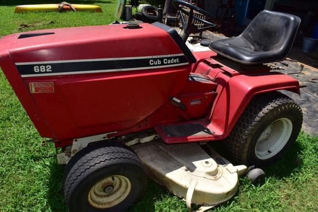 Image of Cub Cadet 682 equipment image 3