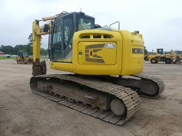 Image of Kobelco SK260 equipment image 3