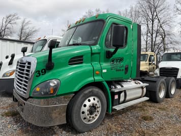 Main image Freightliner Cascadia