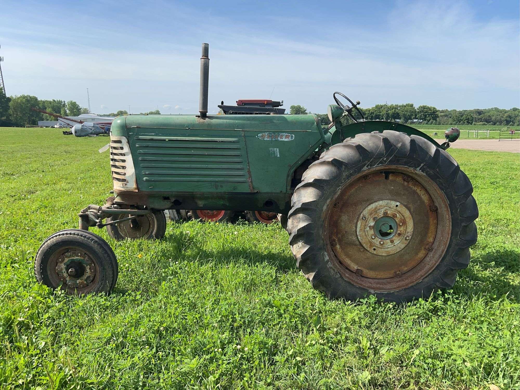 Oliver 88 Equipment Image0
