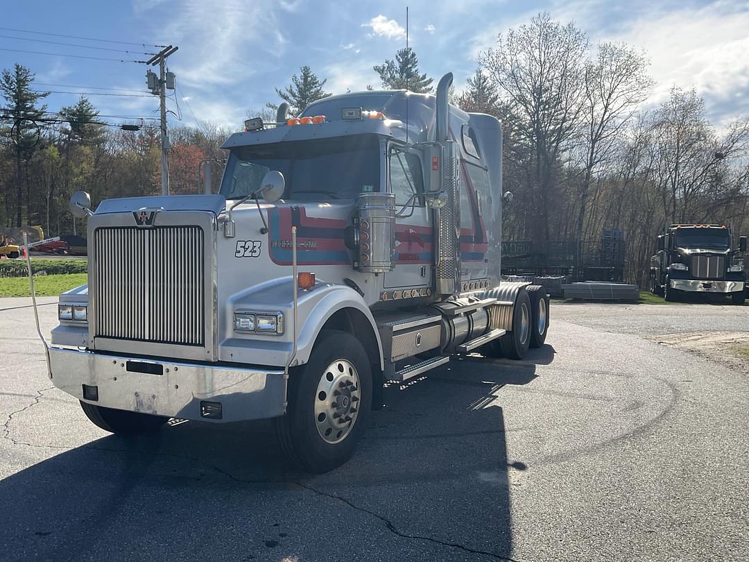 Image of Western Star 4900 Primary image