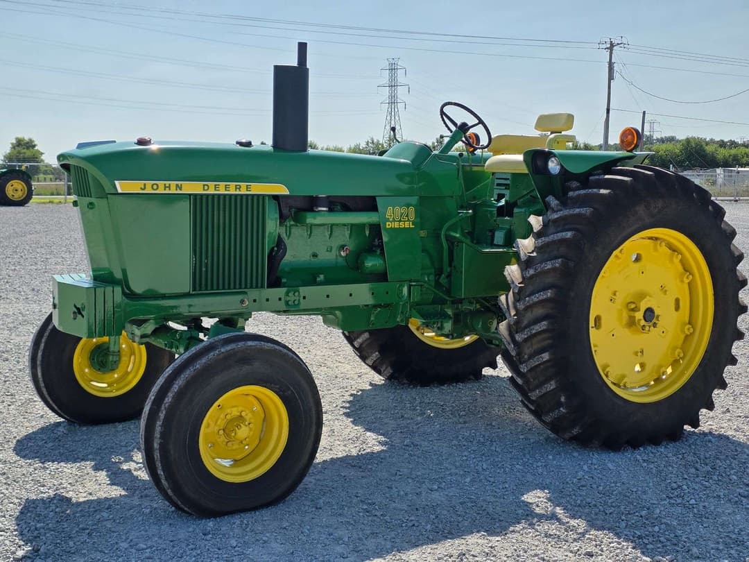 Image of John Deere 4020 Primary image