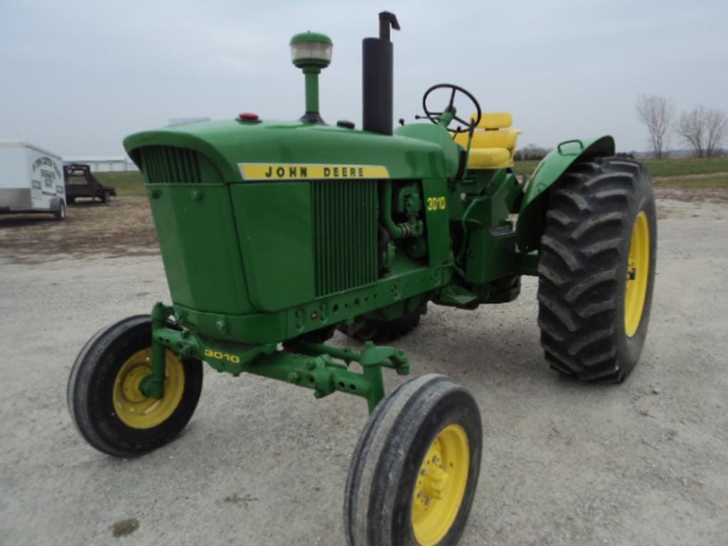 Main image John Deere 3010