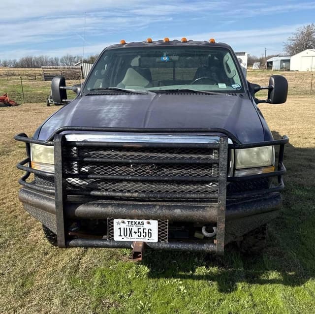 Image of Ford F-450 equipment image 1