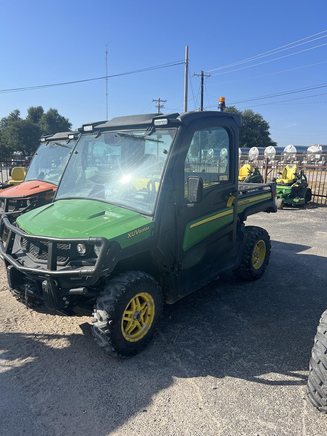 Image of John Deere XUV 835M Primary image