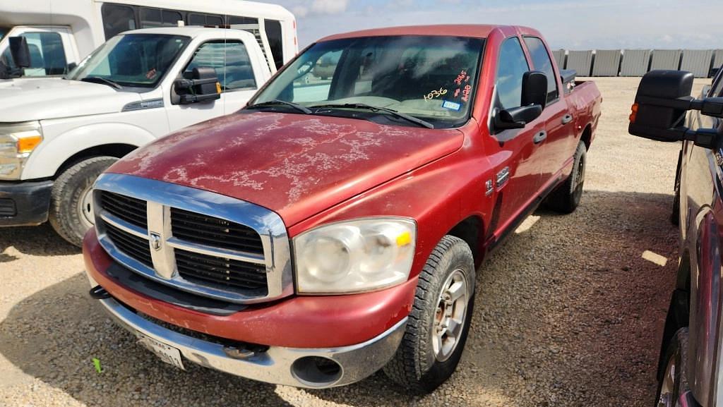 Image of Dodge Ram 2500 Primary image