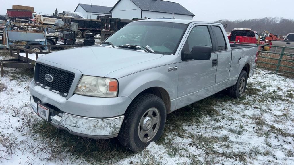 2005 Ford F-150 Equipment Image0