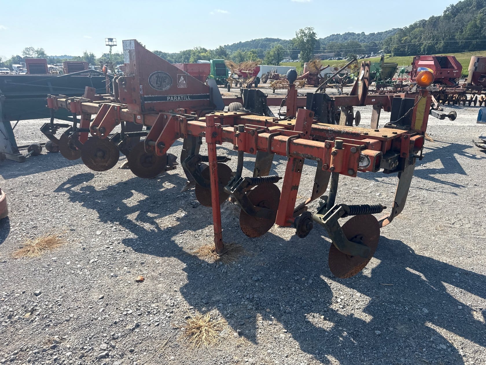 Tye Paratill Equipment Image0