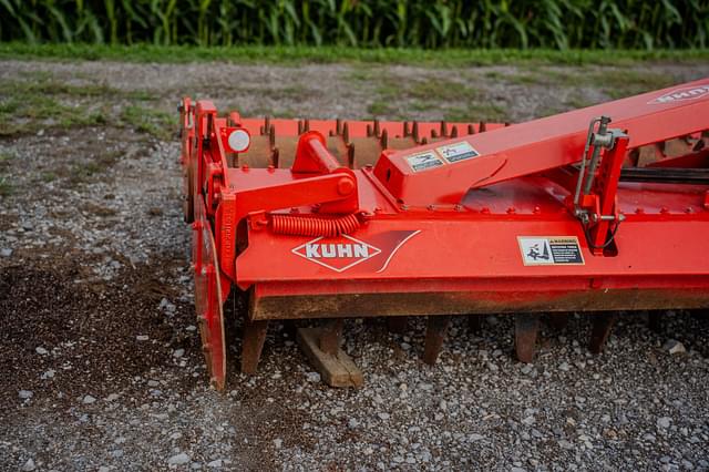 Image of Kuhn HR4504 equipment image 1