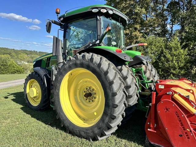 Image of John Deere 7230R equipment image 2