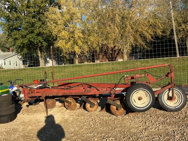 Image of International Harvester 540 equipment image 1